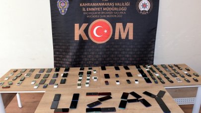 Kahramanmaraş polisi, ele geçirdiği kaçak telefonlarla ‘Uzay’ yazdı