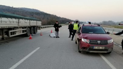 Otomobil çarpan elektrikli bisikletin sürücüsü hayatını kaybetti