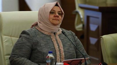 Bakan Selçuk: Çocukların gelişimlerini olumsuz etkileyebilecek içeriklere anında müdahale ediyoruz