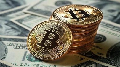 Bitcoinden tarihi zirve sonrası yüzde 6 düşüş