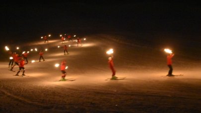 Bitlis ‘meşaleli' kayak gösterisi ile aydınlandı