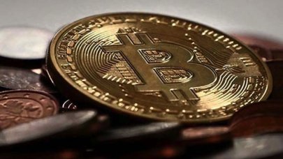 Bitcoin'den yeni rekor: 61 bin dolar