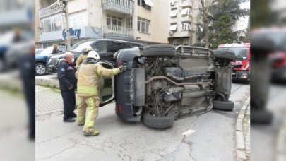 Bağdat Caddesi'nde lüks cip yan yattı… Şoka giren sürücünün o anları kamerada