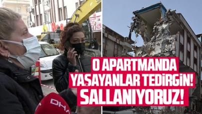 Avcılar’da yıkılan binanın yanındaki apartmanda yaşayanlar, ‘Sallanıyoruz’