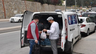 Aylık 75 bin kişiye iftar