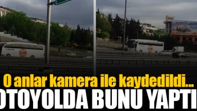 TEM Otoyolu'nda geri giden yolcu otobüsü kamerada