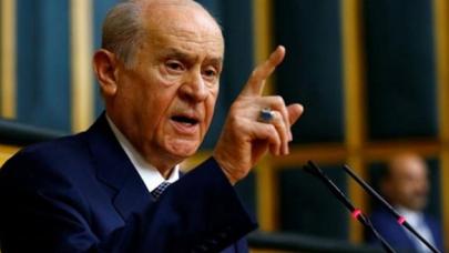 Bahçeli meydanlara iniyor!