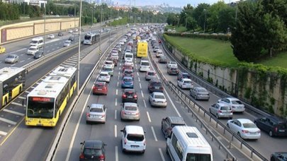 Yeni haftada trafik yoğunluğu