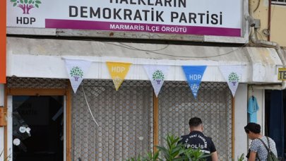 Marmaris'te HDP ilçe binasına saldıran şüpheli gözaltına alındı