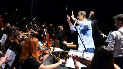 Mehmet Murat Çalık orkestra şefi oldu