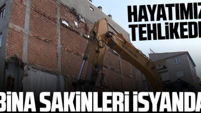 Bahçelievler'de yıkılan binanın zarar verdiği yan bina sakinleri: Hayatımız tehlikede