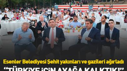 Türkiye için ayağa kalktık!