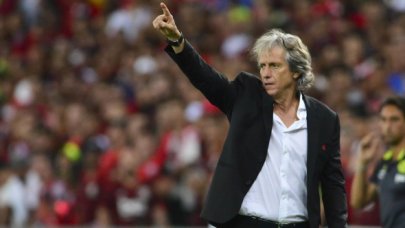 Jorge Jesus dev ekiple geliyor