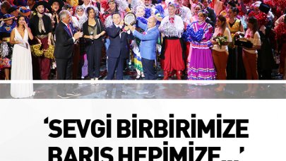 Sevgi birbirimize barış hepimize