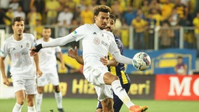 Dele Alli 2 hafta sahalardan uzak kalacak