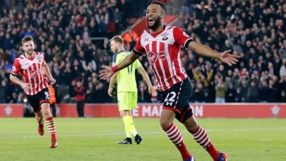 Nathan Redmond Beşiktaş'a imza atmak için İstanbul'a geliyor