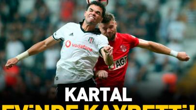 Kartal evinde yıkıldı