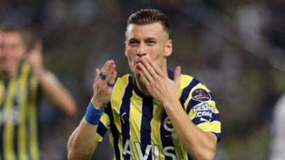 Fenerbahçe'de yıldız oyuncu geri dönüyor