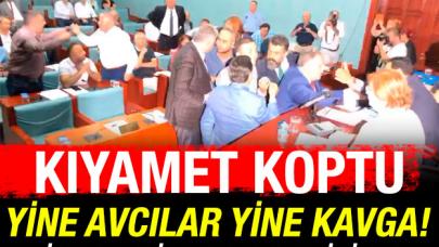 Avcılar Belediye Meclisi'nde kıyamet koptu!