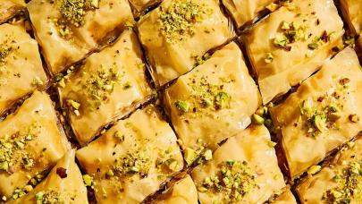 Hazır Yufkadan Kolay Baklava Tarifi Nasıl Yapılır?