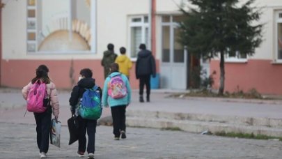 Hatay’da öğrenciler dersbaşı yaptı