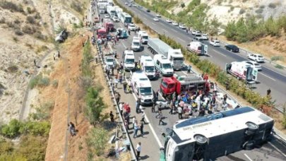 Katliam gibi kazada 'yolda duba ya da güvenlik önlemi alınmadı' iddiası