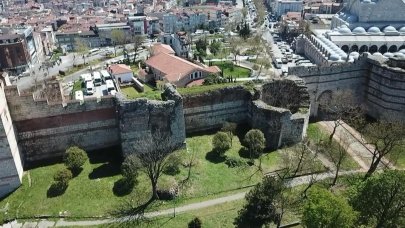 İstanbul surları tehlike altında