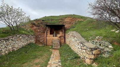 1800 yıllık Sofraz tümülüsleri depremleri hasarsız atlattı