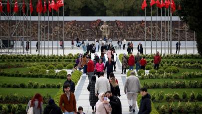 "Büyük Zafer"in yıl dönümünde Tarihi Gelibolu Yarımadası'nda ziyaretçi yoğunluğu