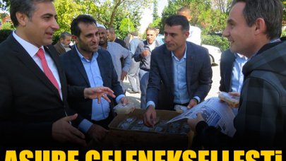 Aşure dağıtımı gelenekselleşti