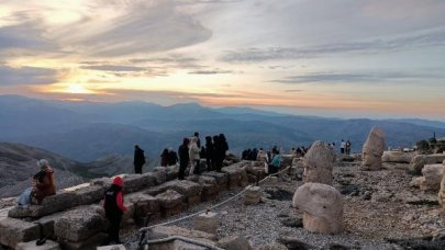 Nemrut Dağı'na ziyaretçi akını