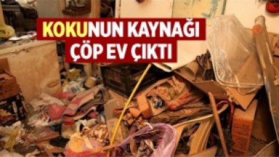 'Kötü Koku' Şikayeti Yapılan Evden 6 Ton Çöp Çıktı