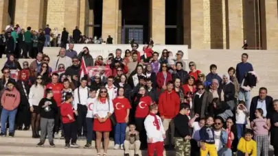 100 + 1’inci yılda Ata’nın huzurunda