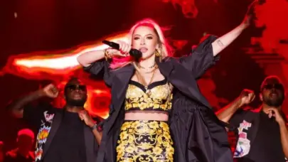 İBB Hadise’ye Konser İçin Ne Kadar Ödeyecek? Hadise Konseri İBB 29 Ekim’de Yapılacak mı?