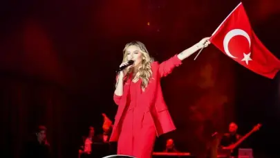 İBB Hadise Konseri İptal mi Edildi, Ücretsiz mi? Yenikapı Hadise Konserine Nasıl Gidilir, Saat Kaçta Başlayacak?