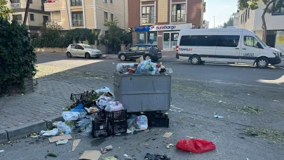 Kartal'da işçiler grevde! Sokaklarda çöp yığınları oluştu