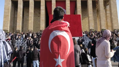 Atatürk'ün vefatının 86'ncı yıl dönümünde Anıtkabir'e yoğun ziyaretçi!