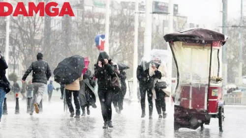 İstanbul Kadıköy’de Sağanak Yağış ve Lodos: Vatandaşlar Zor Anlar Yaşadı