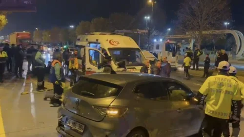 Maltepe’de iki araç çarpıştı: 4 yaralı