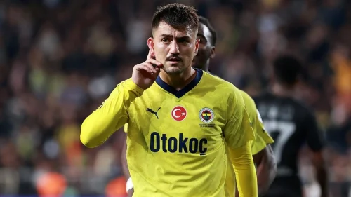 Cengiz Ünder’den Fenerbahçe’ye Büyük Müjde! AZ Alkmaar Maçı Öncesi Sahalara Döndü