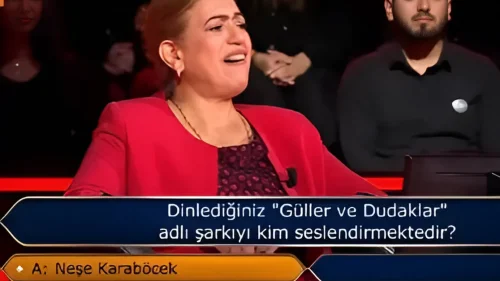 Güller ve Dudaklar Şarkısını Kim Seslendirmektedir?