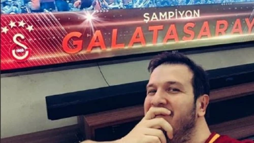 Şahan Gökbakar’dan Acun Ilıcalı’ya Telefonlu Taklit! Galatasaray-Fenerbahçe Puan Farkı Göndermesi Olay Oldu