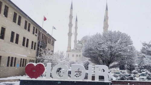 Iğdır'da okullar tatil oldu mu? 9 Aralık 2024 bugün Iğdır'da okullar tatil mi, kar tatili ilan edildi mi?