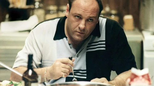 Tony Soprano Rolüyle Tanınan "James Joseph Gandolfini Jr." Kimdir, Nereli, Neden Öldü?