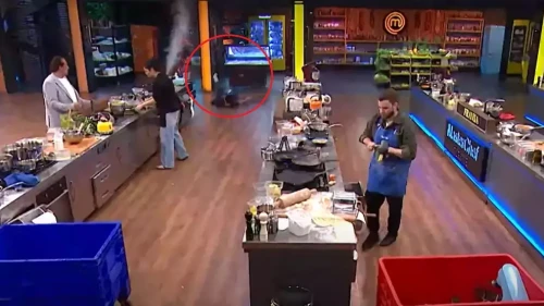 MasterChef'te 3. Eleme Adayı (12 Aralık) Şoke Etti! Onur Yerde, Beyza ile Eda Karşı Karşıya!