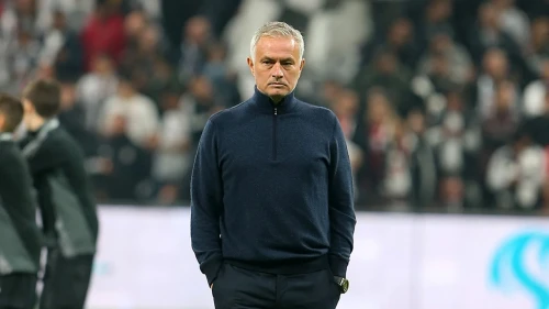 Jose Mourinho Kadroyu Sildi Süpürdü! Fenerbahçe’de 7 Futbolcu Yolcu!