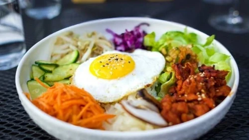 MasterChef Bibimbap Tarifi, İçine Ne Konur, Malzemeleri Neler, Nasıl Kolay Yapılır?