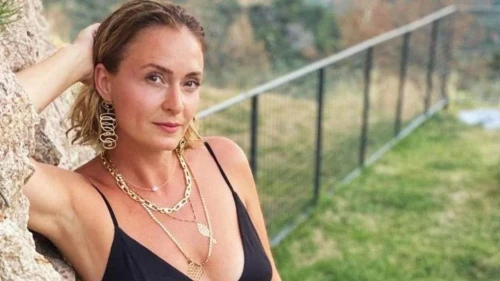 Ceyda Düvenci Çanakkale Taş Eve Geçti! Köy Hayatına Adım Attı