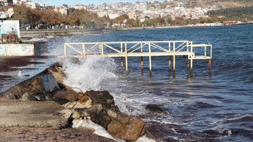 Tekirdağ'da Yaşanan Poyraz Sebebiyle Deniz Trafiği Sekteye Uğradı