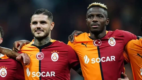 Galatasaray'da Trabzonspor Derbisi Victor Osimhen Sakatlıktan Döndü